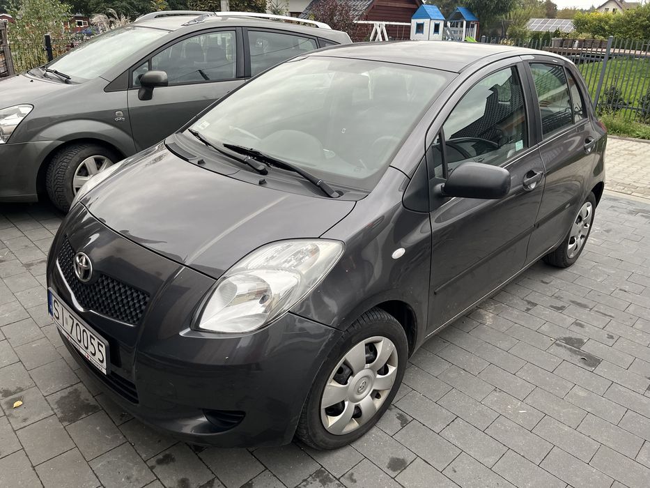 Toyota Yaris 2008 1.3 benzyna