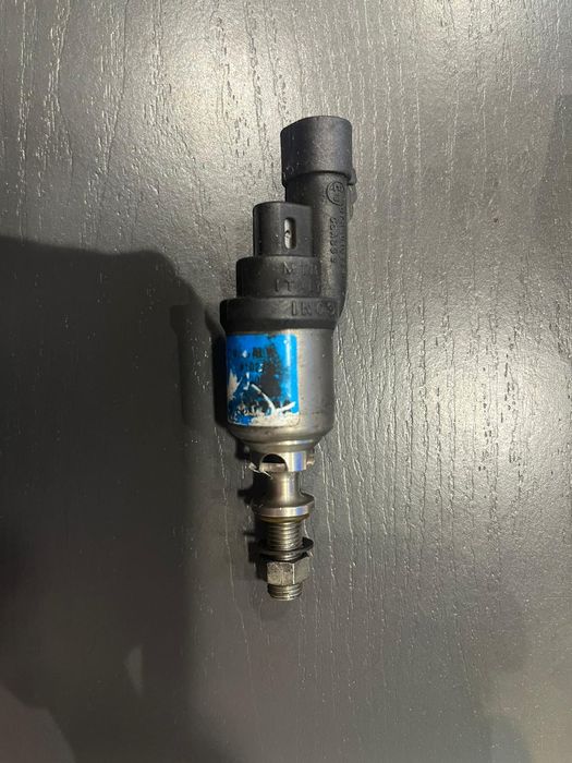 Vendo 1 injetor para GPL MOTOR 1.4 45,00 - 1 injetor MOTOR 1.8 45,00