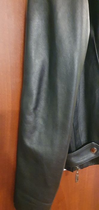 Пиджак/Куртка кожаная.