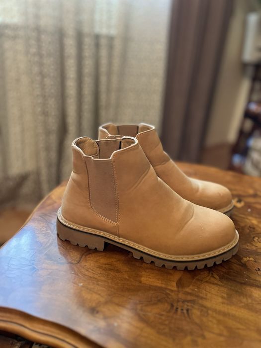Ботінки осінь 38