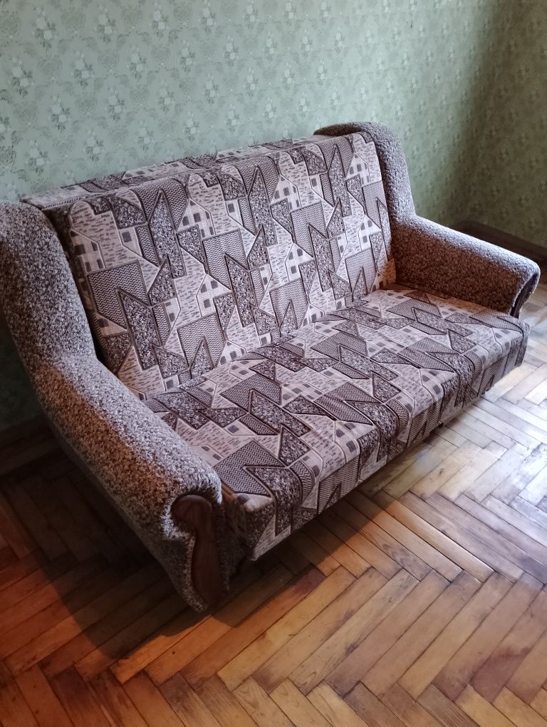 Продам диван новый