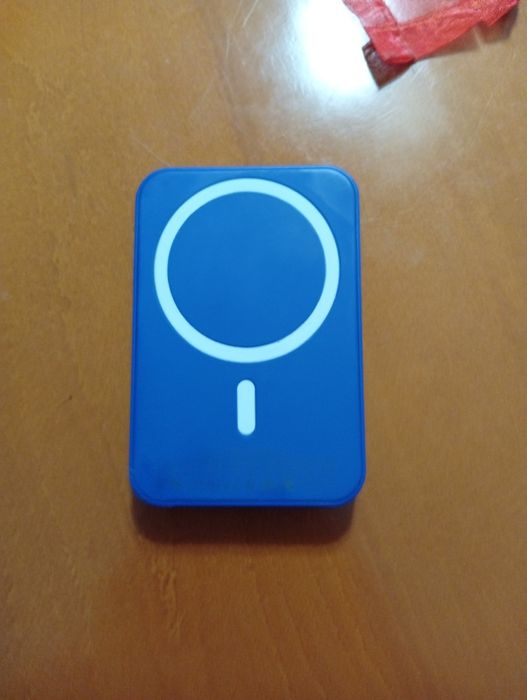 Powerbank expesifica por indução de 2450mAh