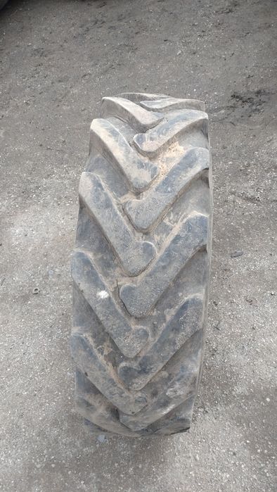 Шина 11.2-20 б/у МТЗ ЮМЗ