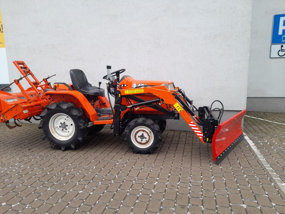 Traktorek glebogryzarką ładowacz iseki john deere