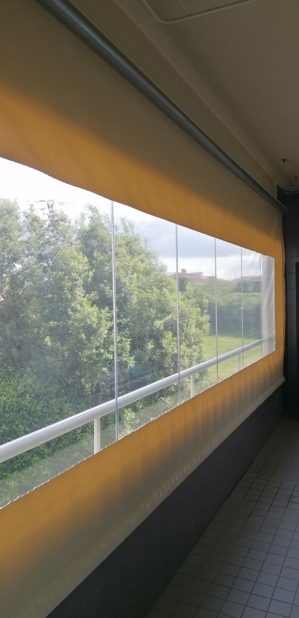 Toldo de parede c manivela