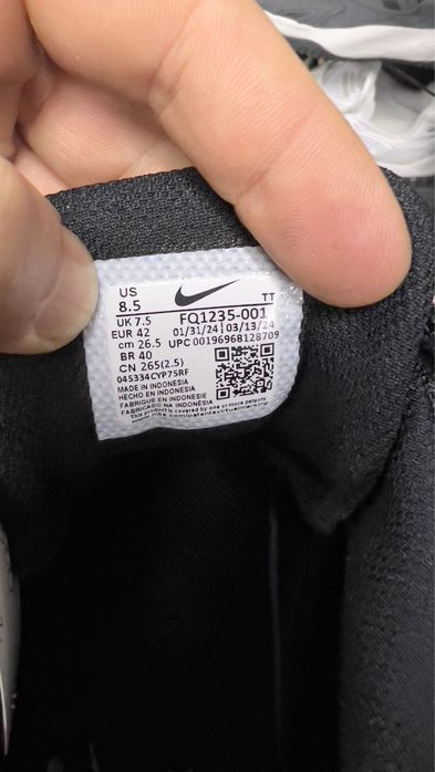 Оригінальні кросівки  Nike Air Max 95 Se (FQ1235-001)