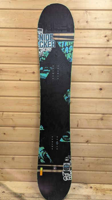 Deska snowboardowa Nidecker Score wide 154 cm + NOWE WIĄZANIA(685)