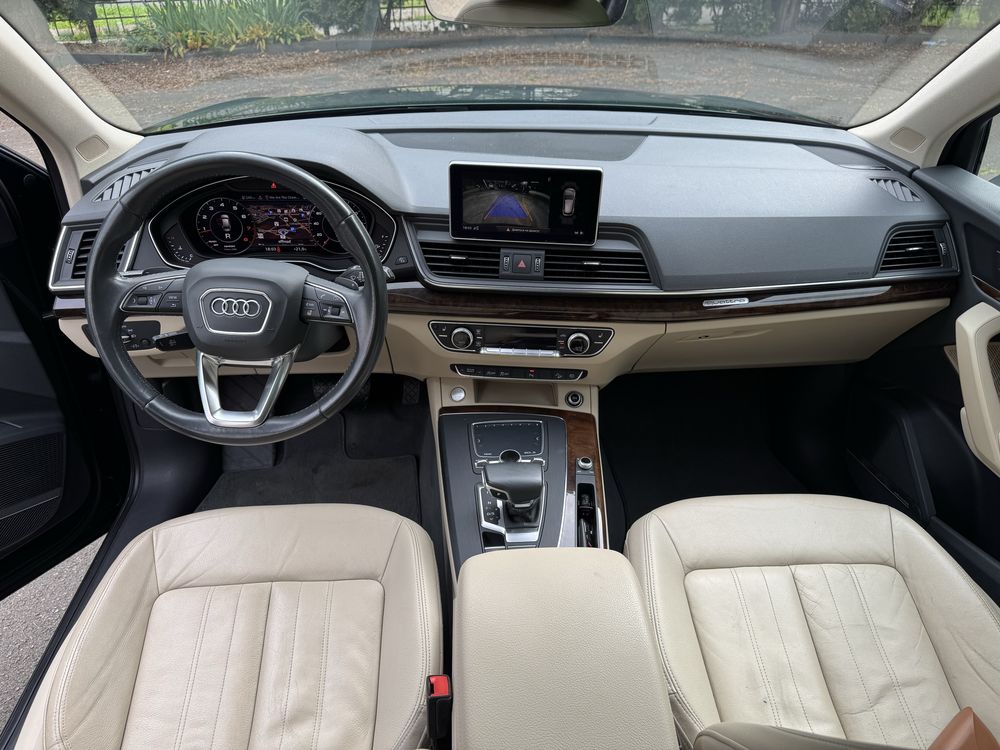 Audi Q5 2017 рік