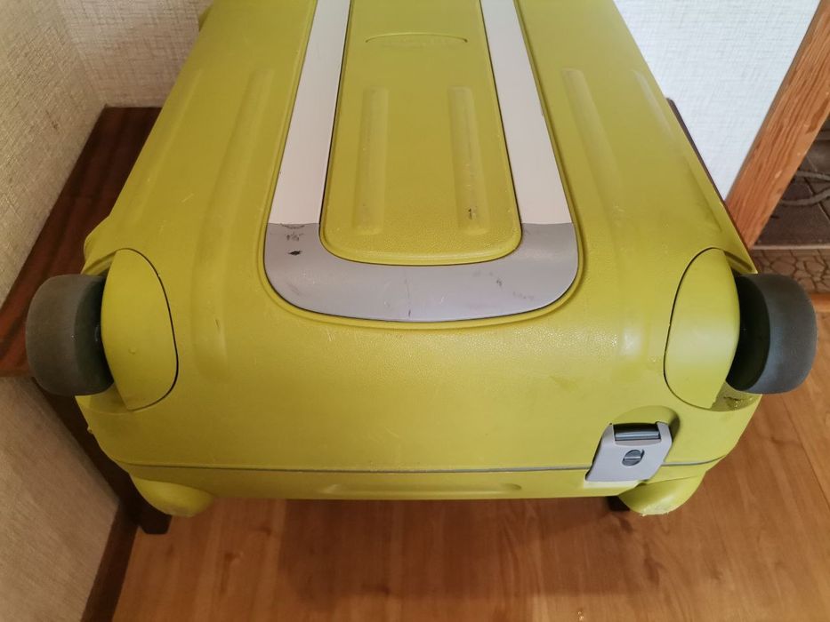 Samsonite 67см валіза середня чемодан средний купить в Киеве