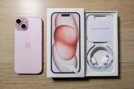 Idealny iPhone 15 128GB Pink Różowy Kraków ul. Krakowska 4 Sklep GSM