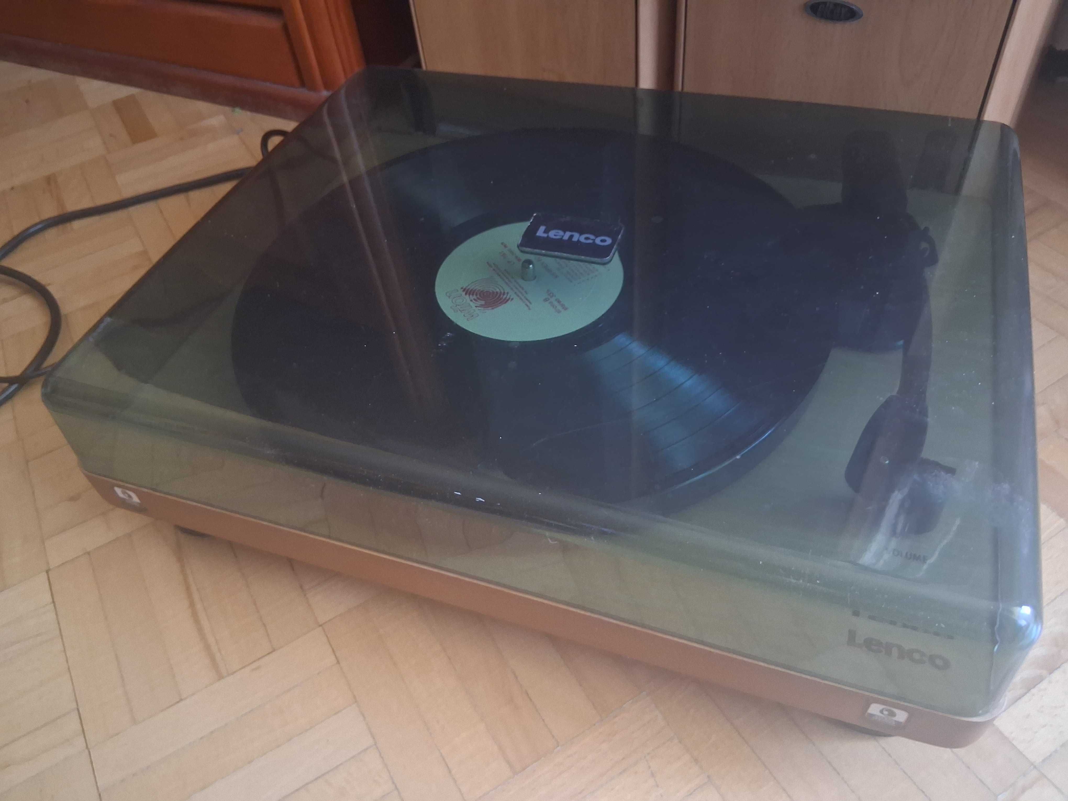 Gramofon

Lenco LS-50WD - USB wzmacniacz głośniki drewniany + 5 płyt