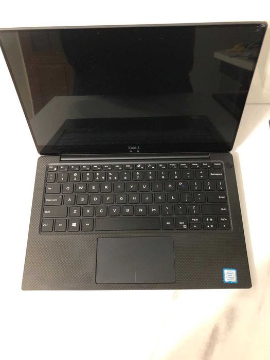 Dell XPS 13 дюймов 9370/i5-8250U//256 8 ГБ/графика UHD 620/веб-камера
