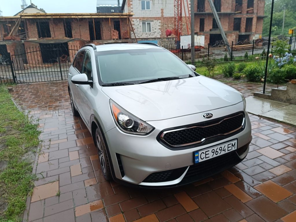 Kia Niro  2017  hybrid  business edition