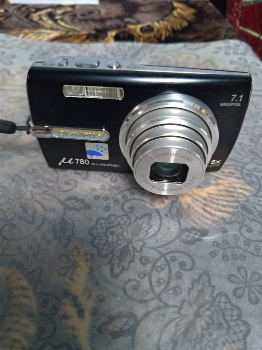 Продам цифрову камеру Olympus mju780