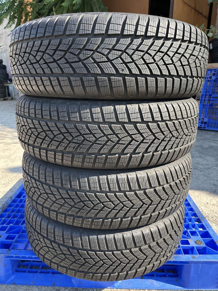 205/50 r17  Goodyear UltraGrip Performance + Резина зимняя 98% 23 год