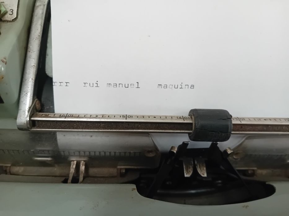 Máquina Escrever Hermes