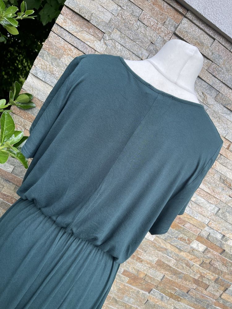 Zielona sukienka z wiskozy Yours r.48
