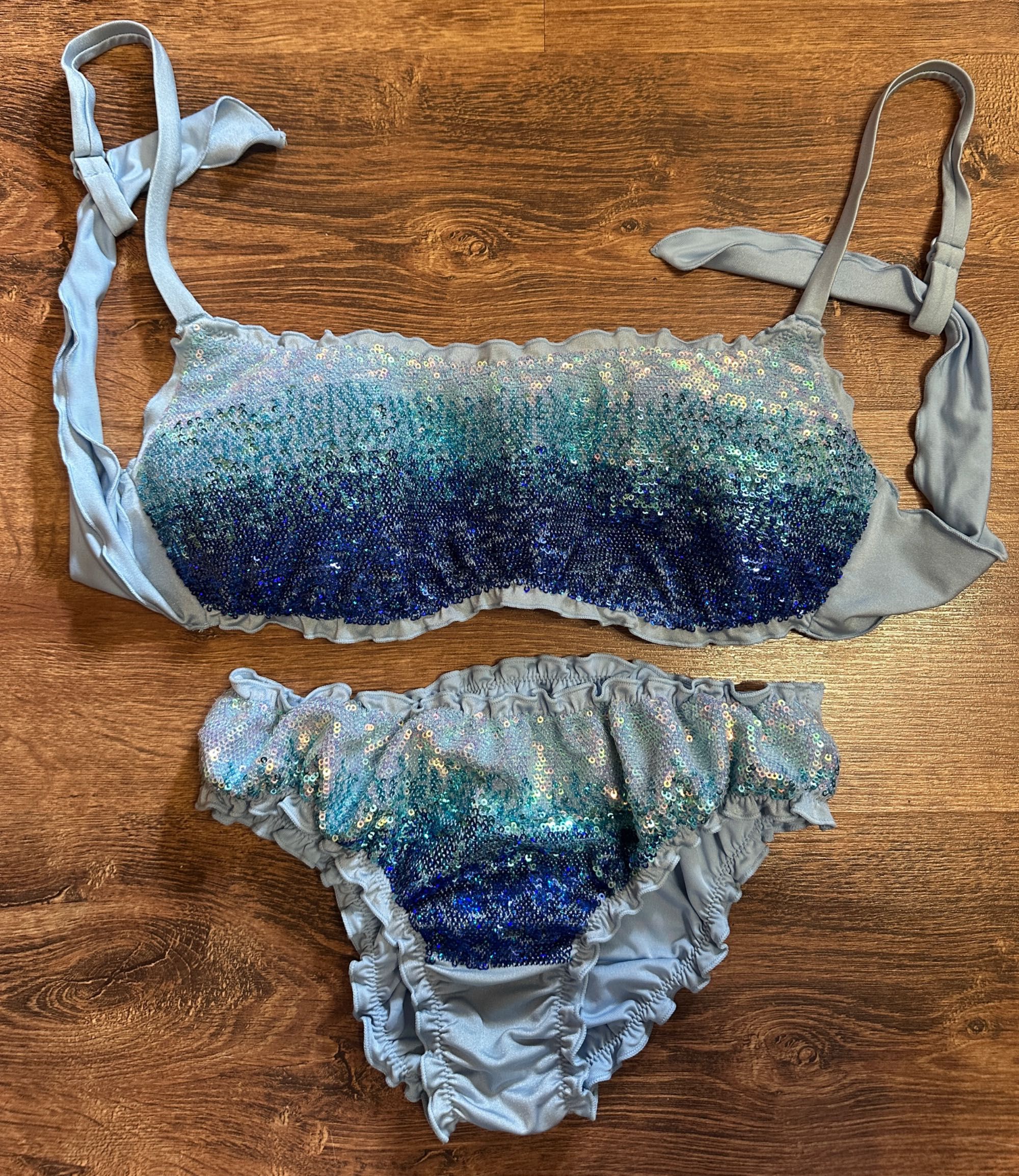 Niebieskie błękitne bikini cekiny Syrena wiązany Calzedonia Cobey M C