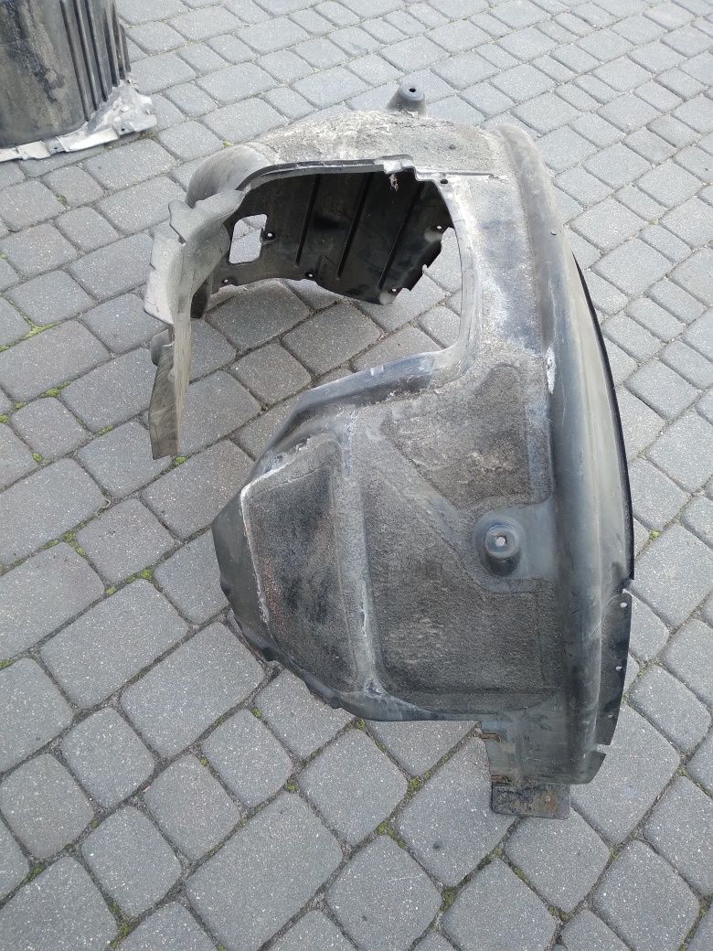 Nadkole prawe lewe przod przednie bmw e60 e61
