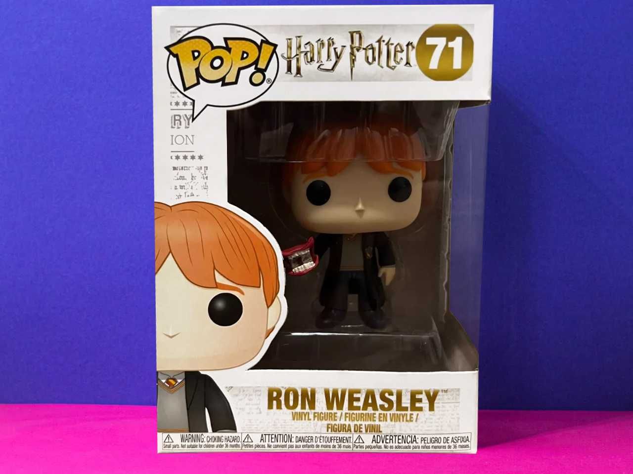 Фигурка Funko Pop Рон Уизли с кричалкой - Ron Weasley with Howler №71