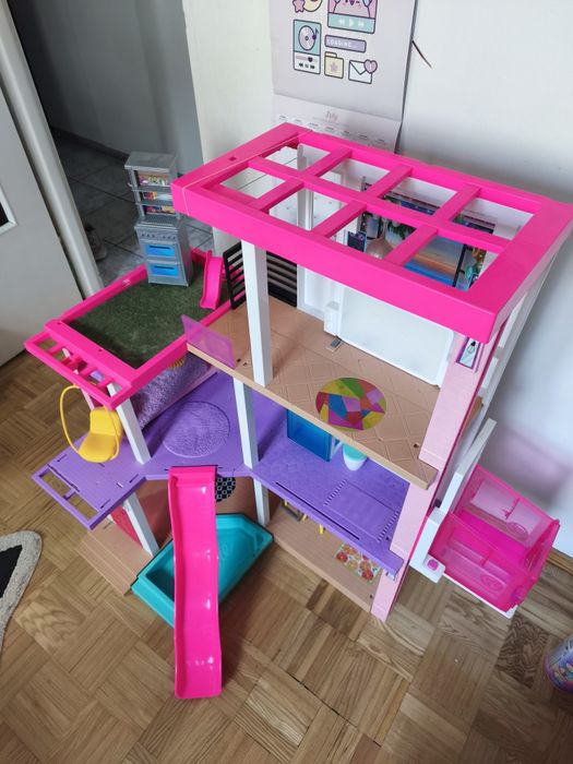 Barbie Dream House