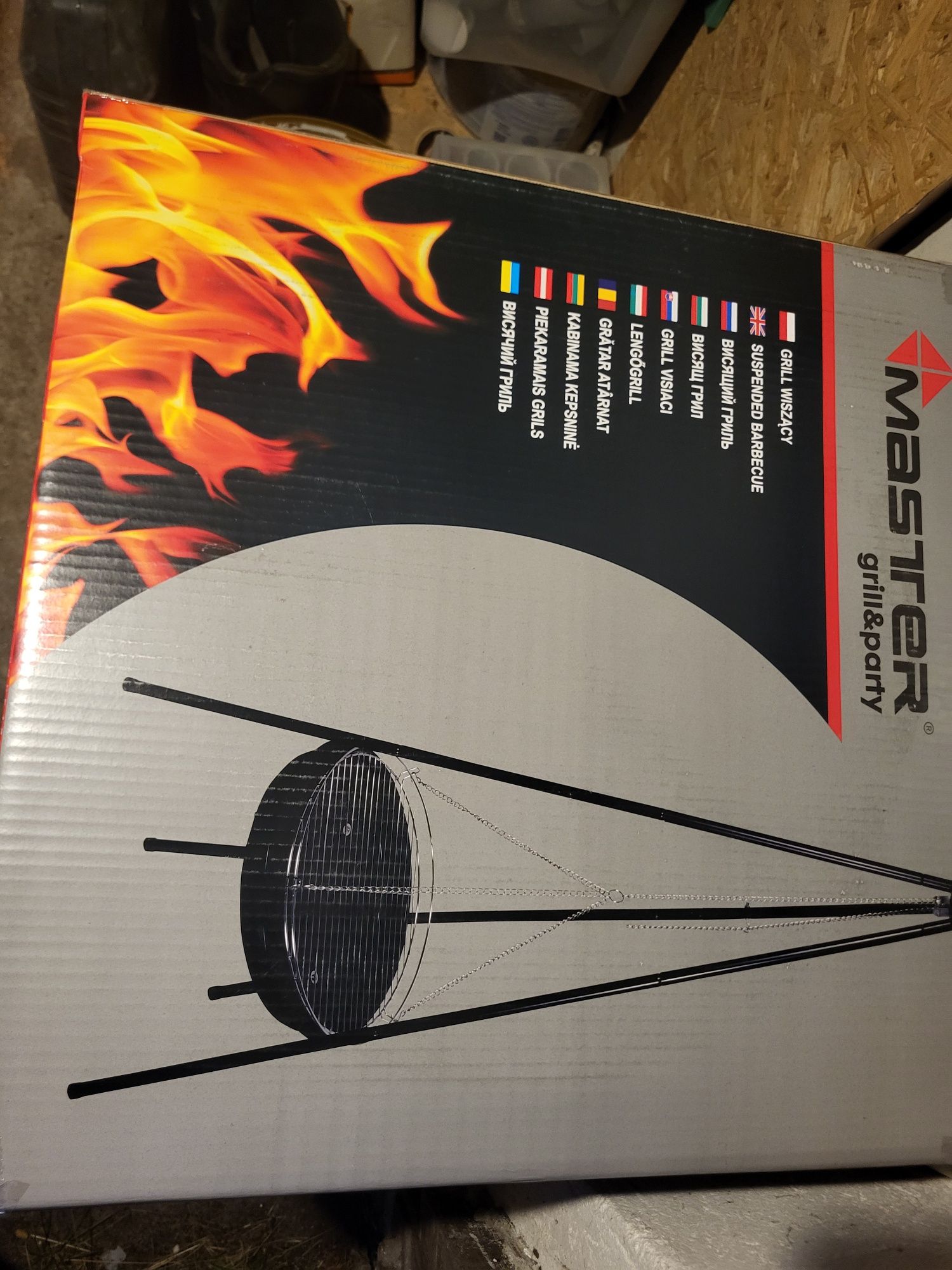 Grill na stojaku nowy, tylko 120zł.