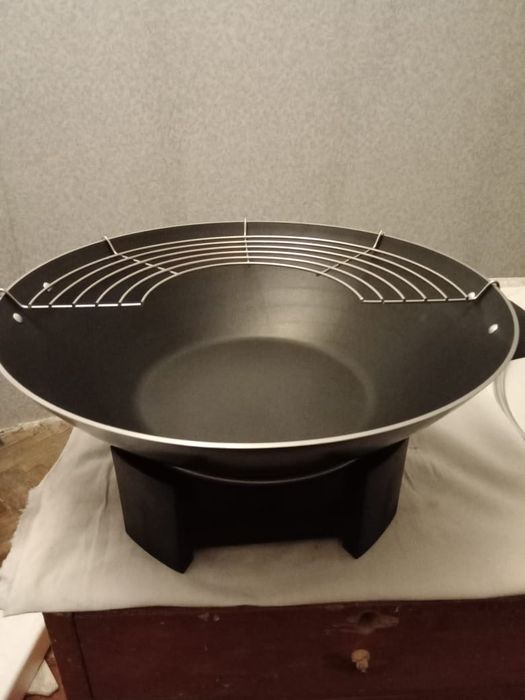 Электрическая сковорода WOK