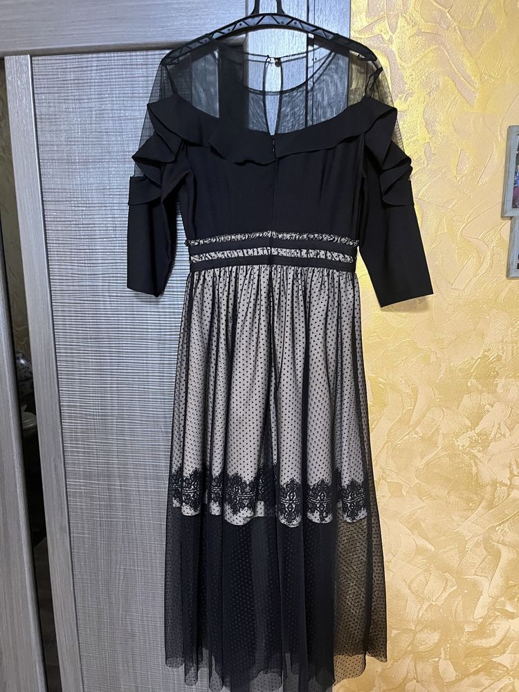 Неймовірно красива сукня/плаття, 44-46 р М