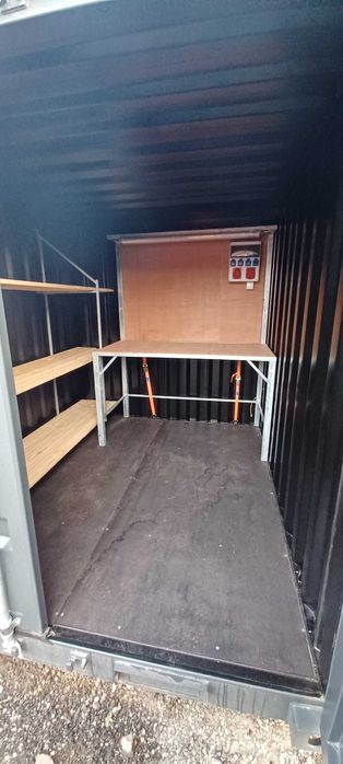 kontener narzędziowy, kontener, kontener z elektryką i regałem