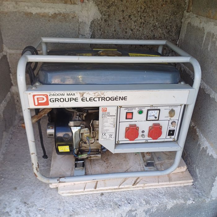 Vendo Gerador a gasolina