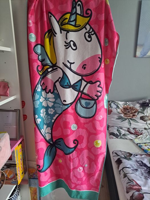 Ręcznik kąpielowy dla dziewczynki