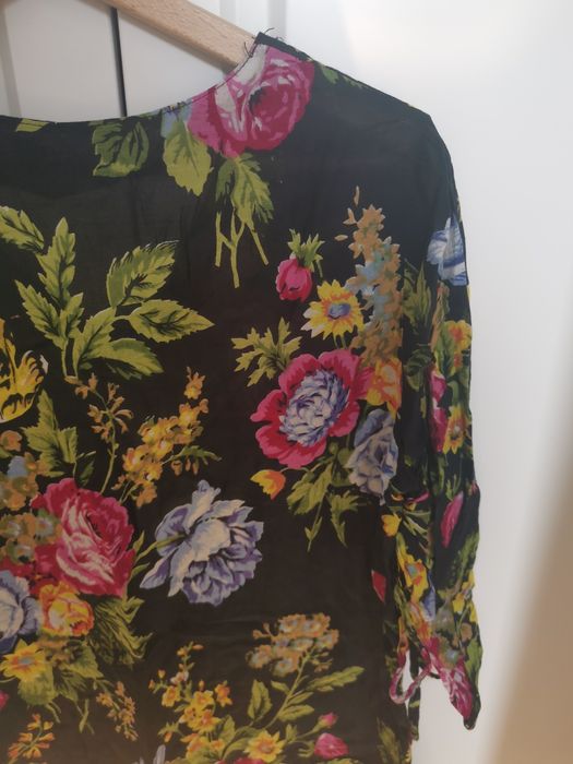 Bluzka tunika w kwiaty róże piękny wzór folk rozm. 38 M