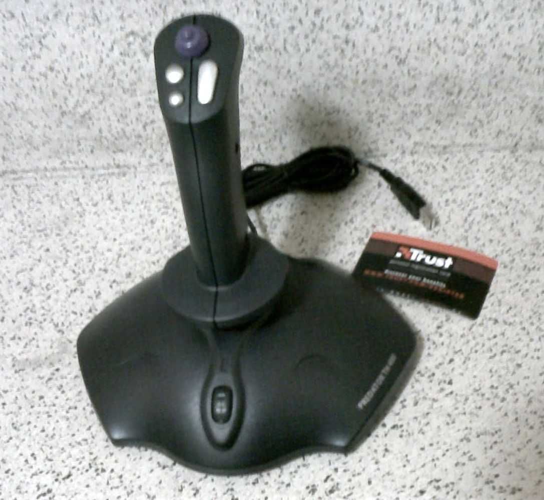 Joy Stick Predator TH400