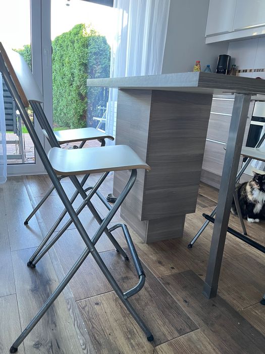 Krzesła wysokie składane