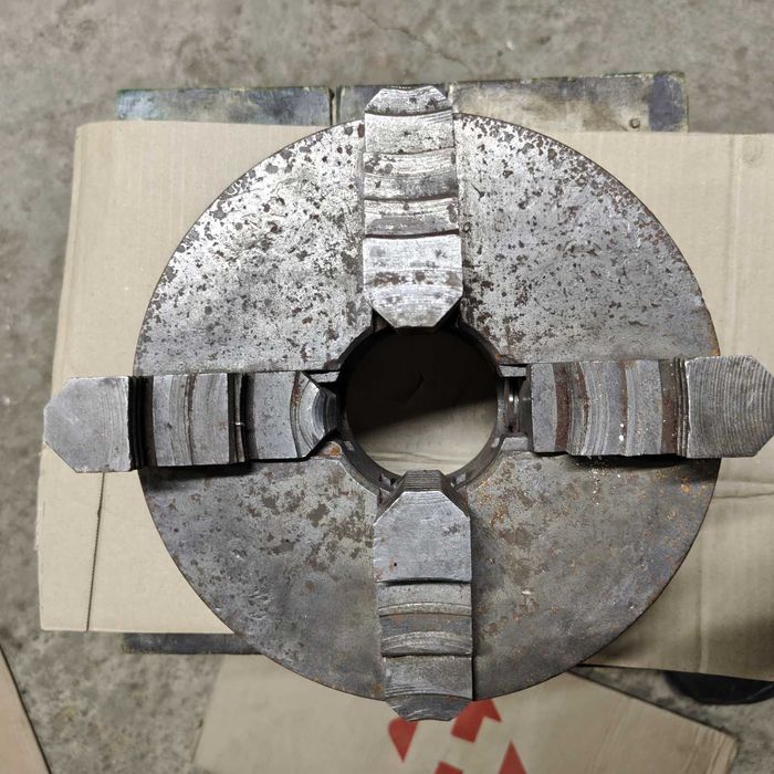 Токарный патрон 250 мм