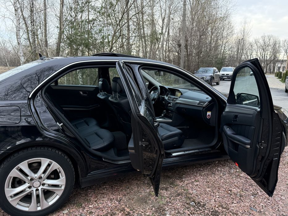 Mercedes-Benz w212  e200 cdi