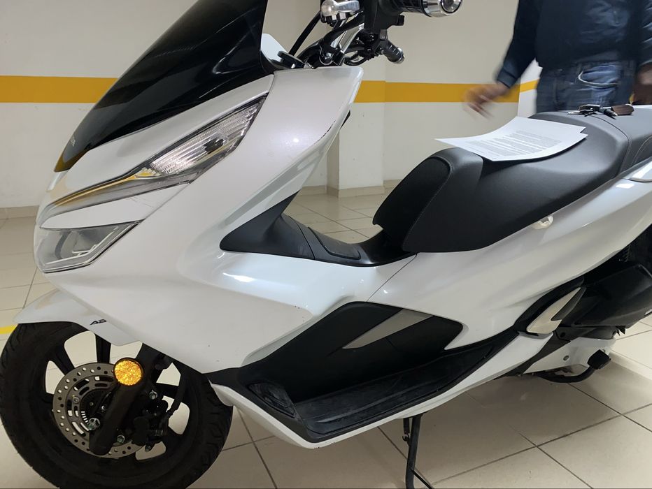 Honda pcx 2022 a venda de maneira imediata!