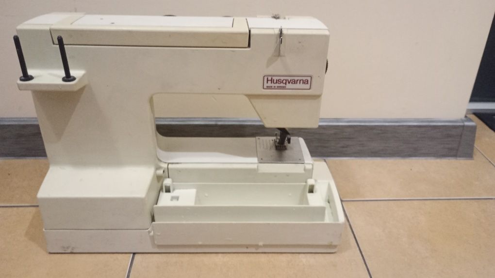 Maszyna do szycia Husqvarna classica 90 szwedzka
