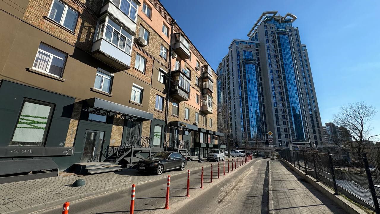 Приміщення в центрі 60 м2, магазин, кавярня, шоу рум, Бульвар фонтанів