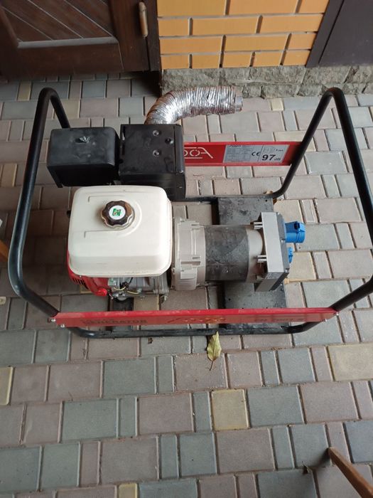 Продам генератор