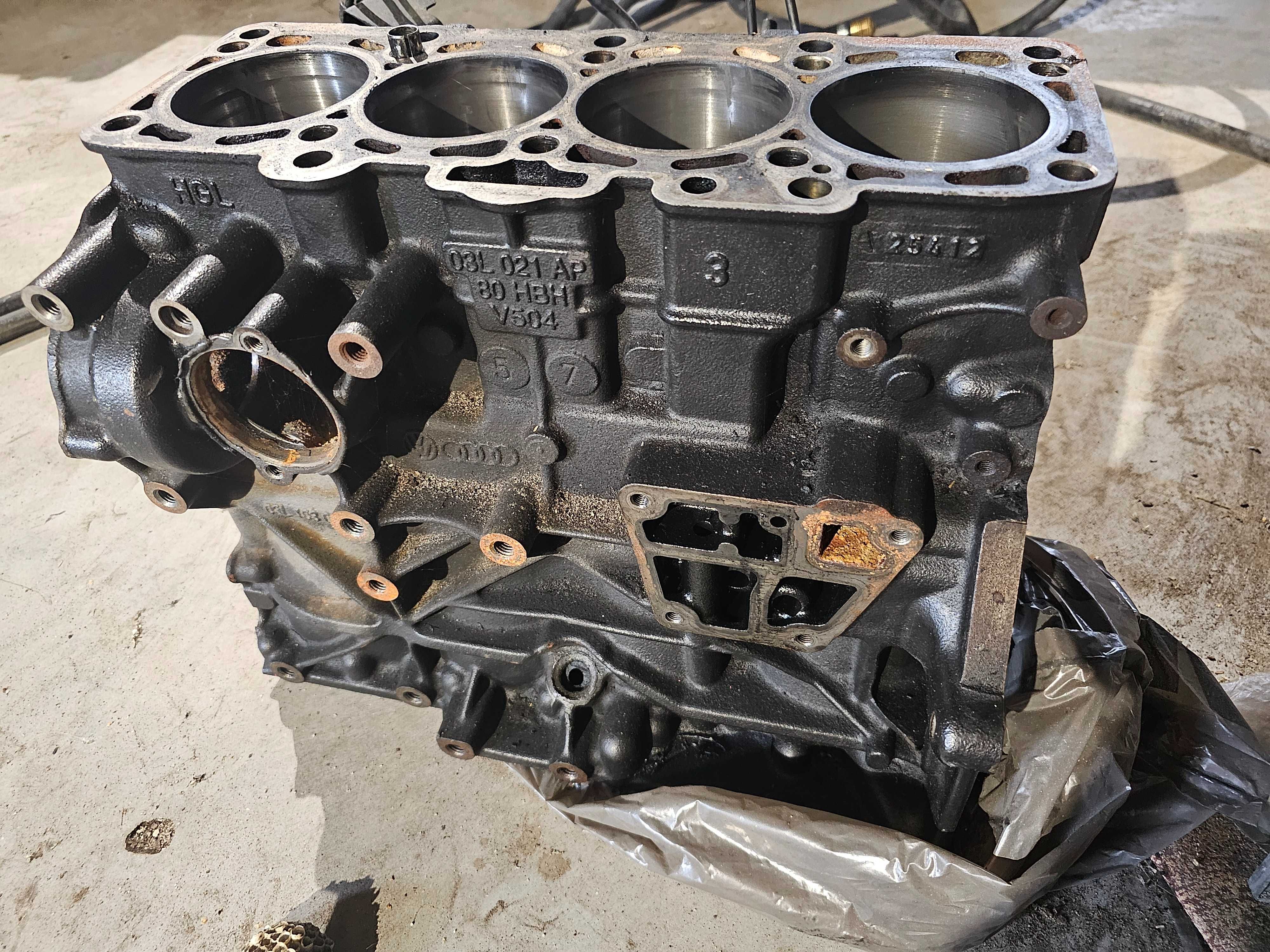 Blok silnika audi a4 b8 lift a6 c7 cgl 177km 2.0tdi