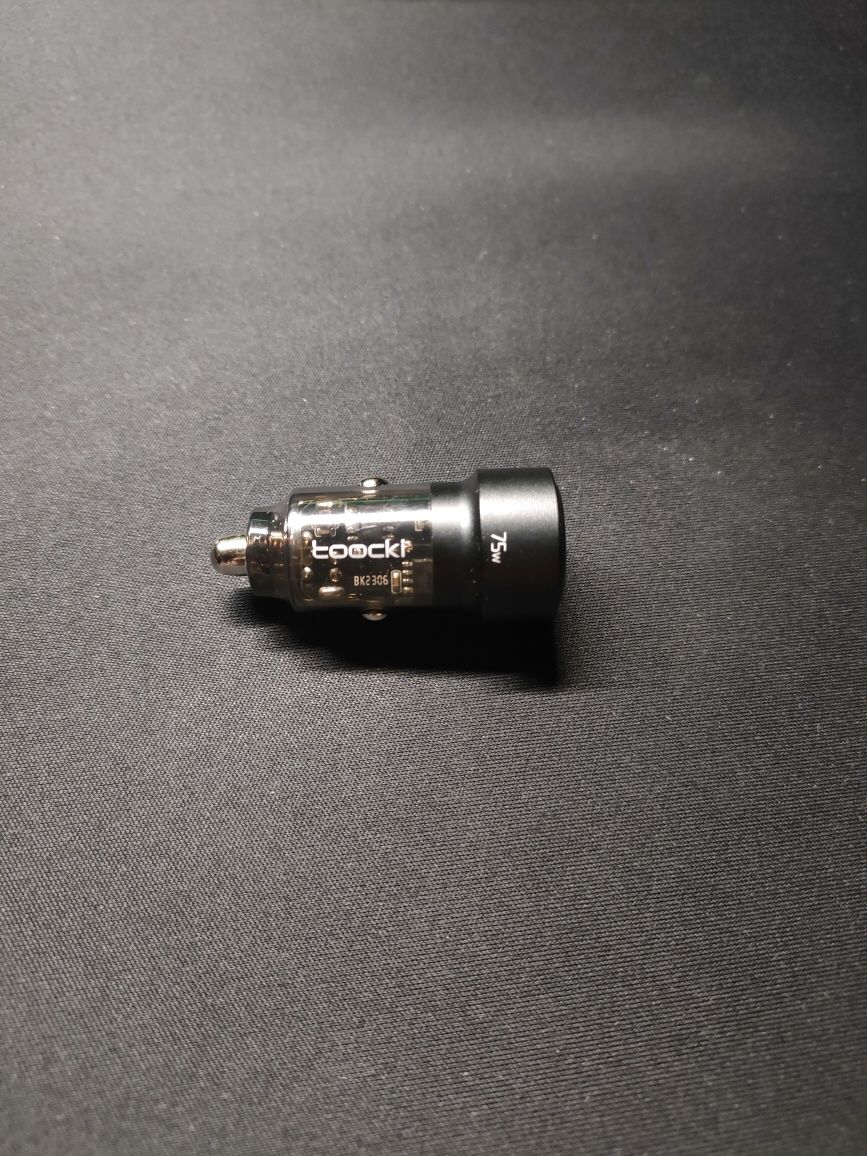 Ładowarka samochodowa Toocki 75W USB C szybkie ładowanie