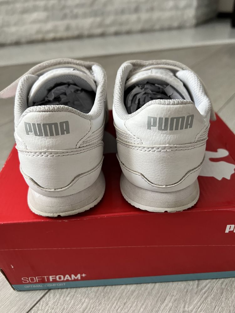 Кросівки дитячи Puma ST Runner v3, розмір 33