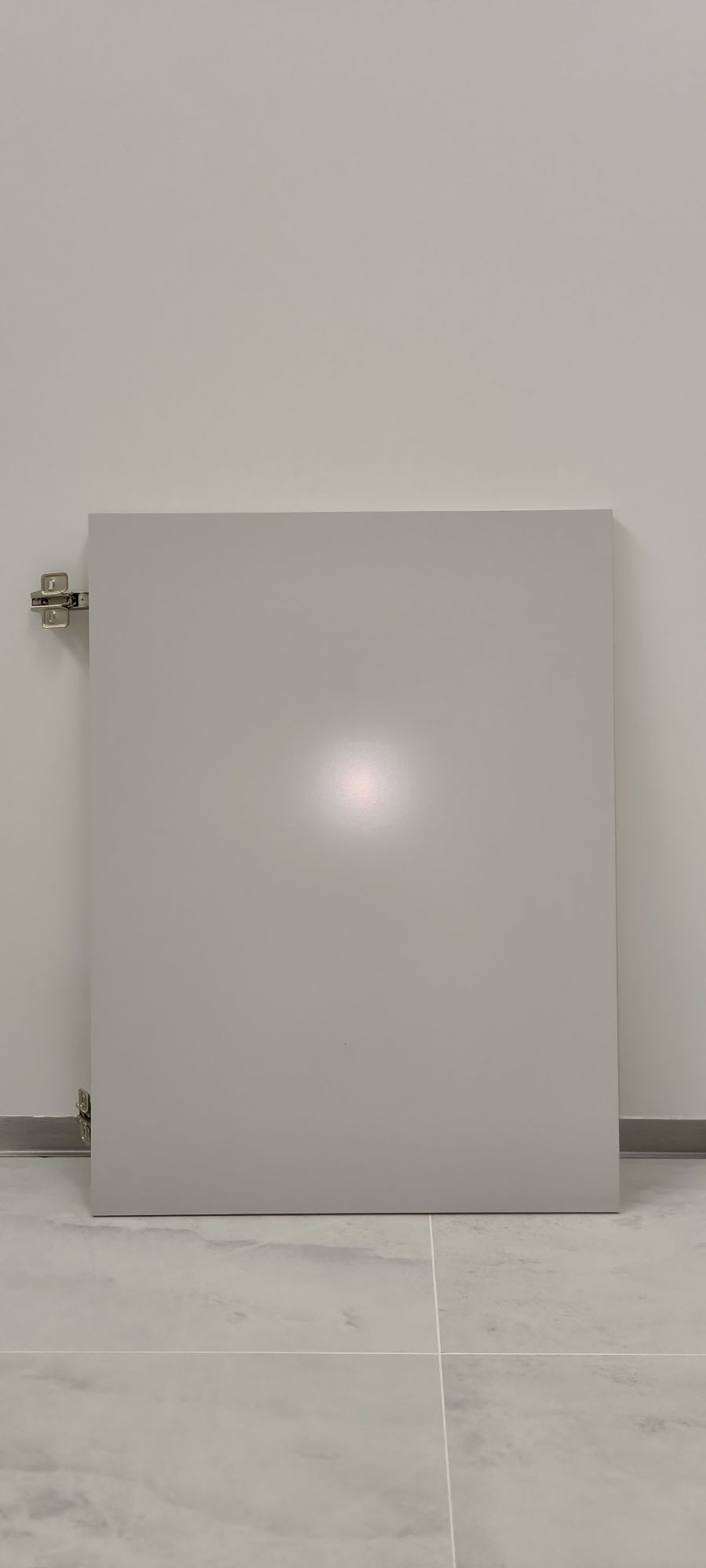 Porta MDF Lacada Cinzento Tic Tac c/dobradiças
