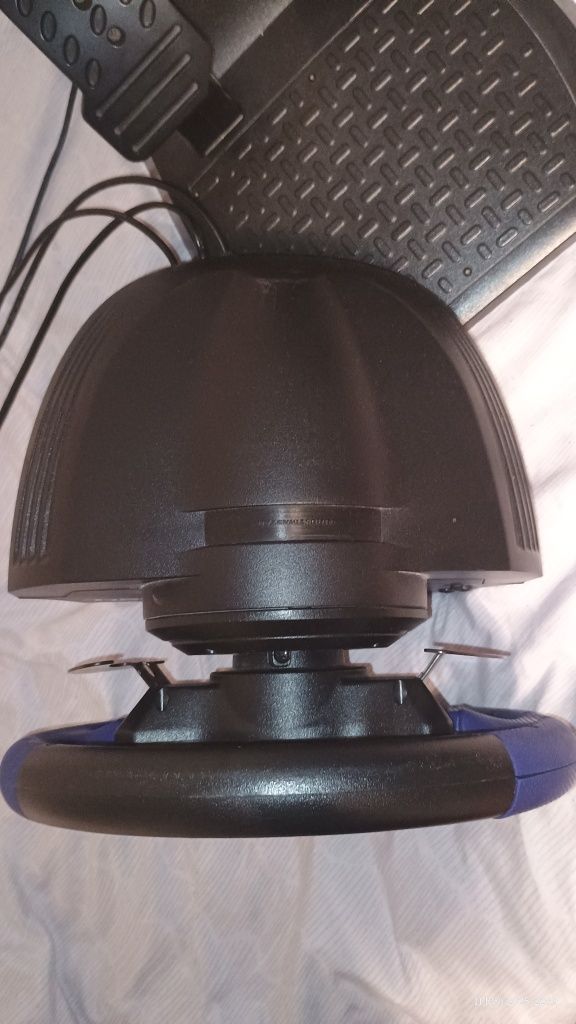 Kierownica Thrustmaster T150 force feedback z pedałami