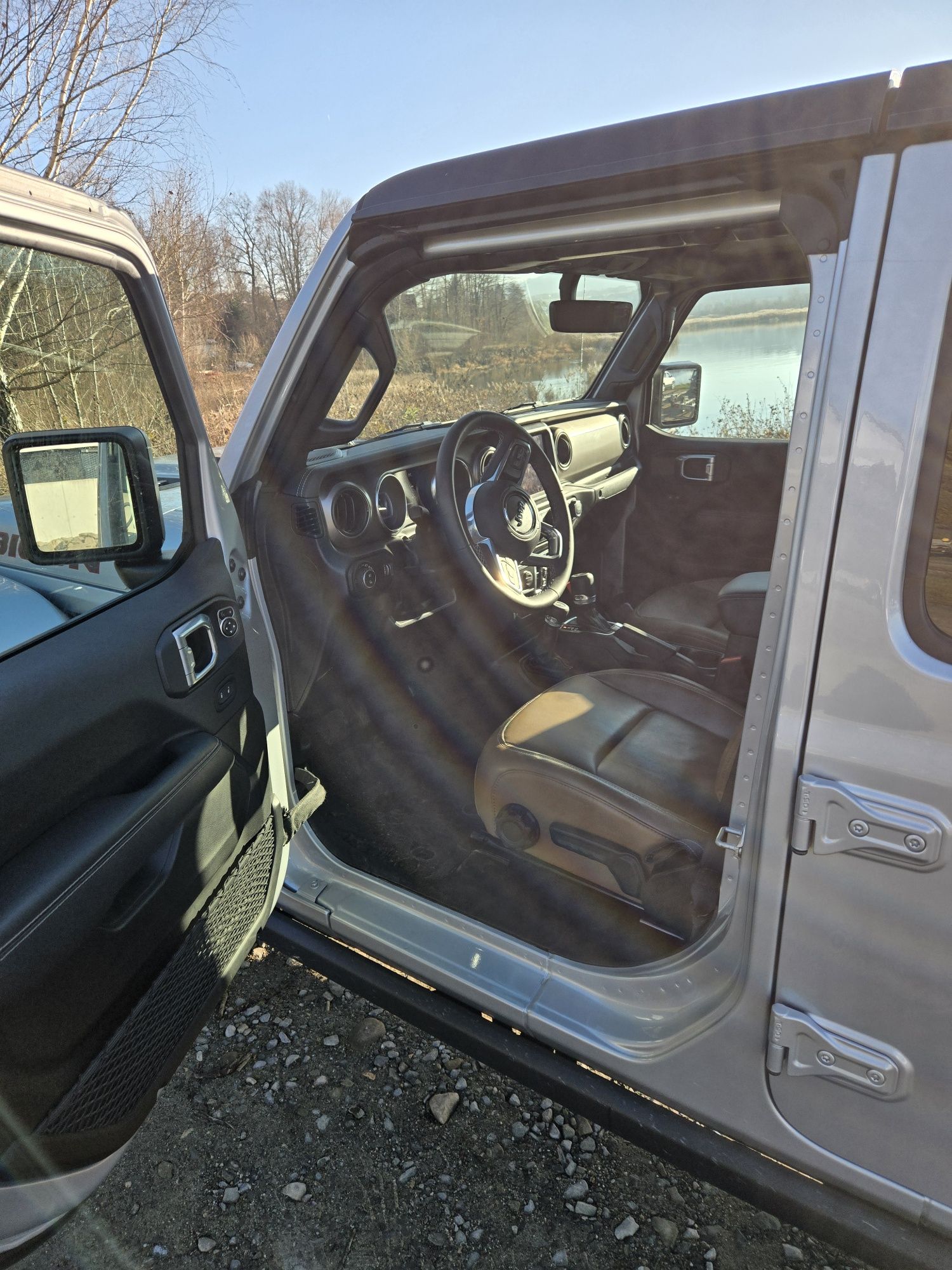 Jeep Gladiator RUBICON 2023r Pentastar LED  jak NOWY (nie wrangler)