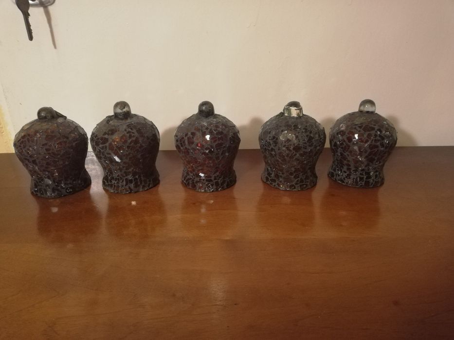 Szklane banki, starocie