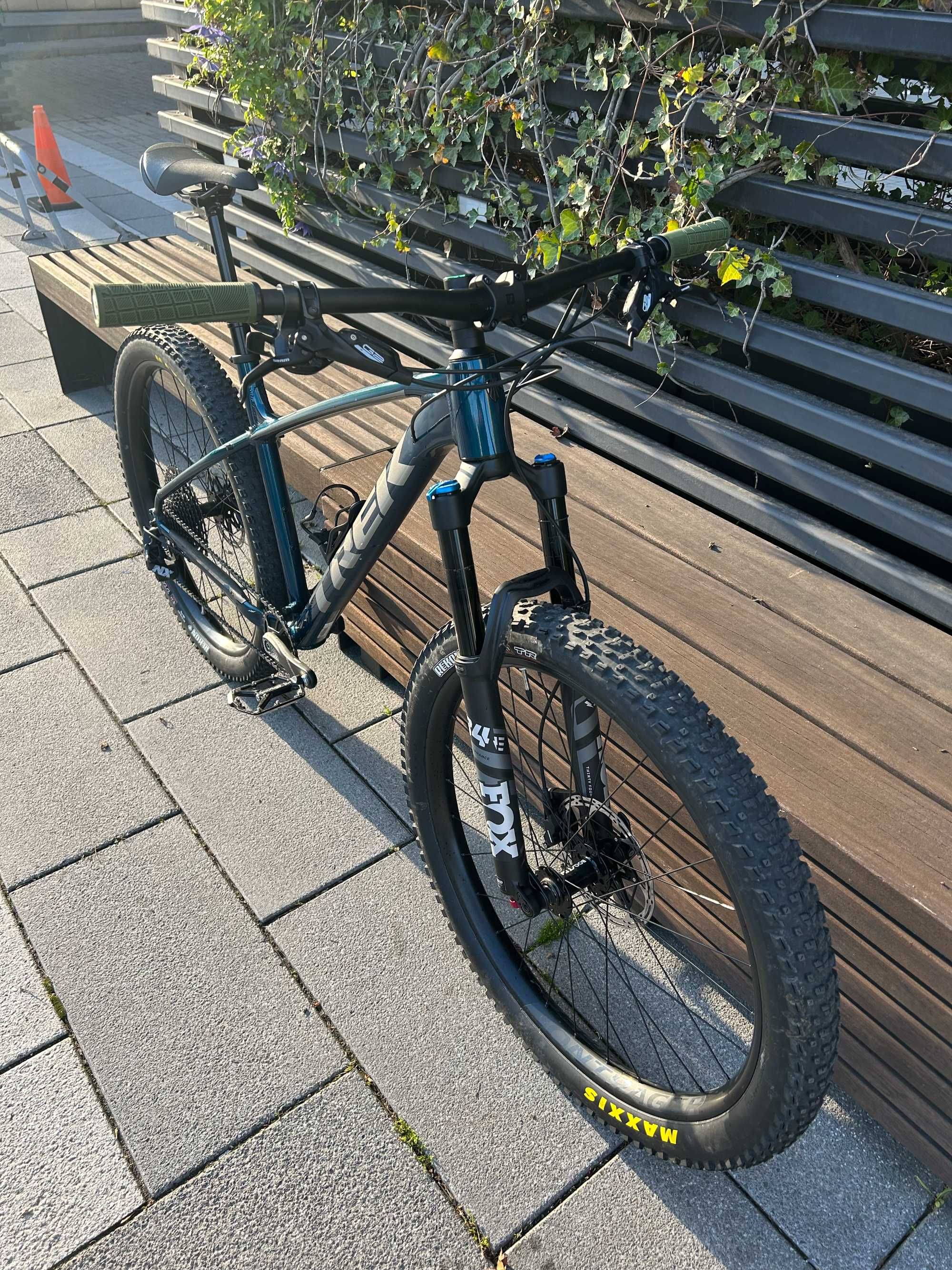 Trek Roscoe 8 Fox 34 Float 27,5" Maxxis Sram Fizik Trail XC MTB M/L