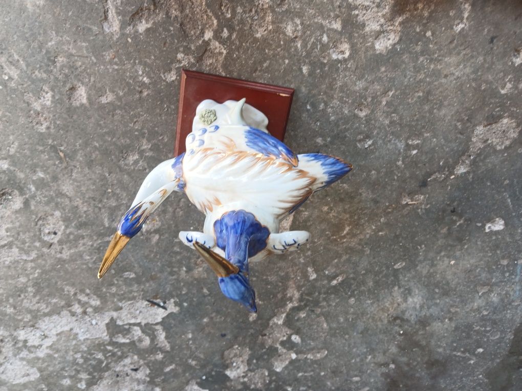 passarinho em porcelana