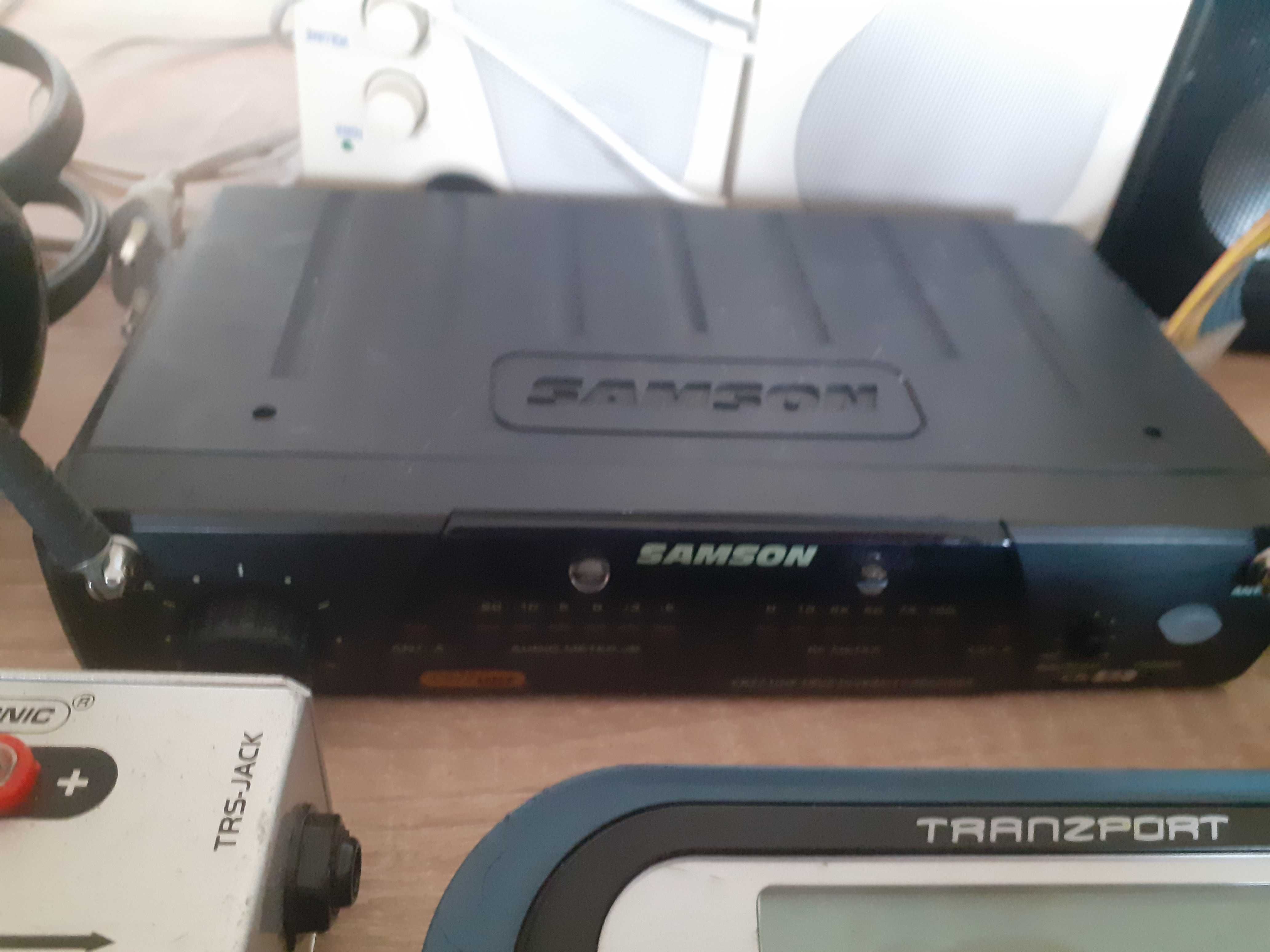 Sprzęt muzyczny audio, głośnik, wzmacniacz